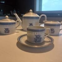 Prestigiosi servizi da The e Caffe’ in porcellana