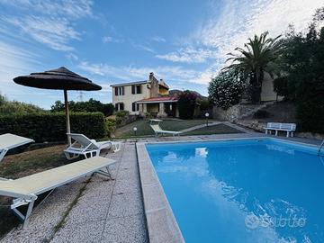 Villa a Pula