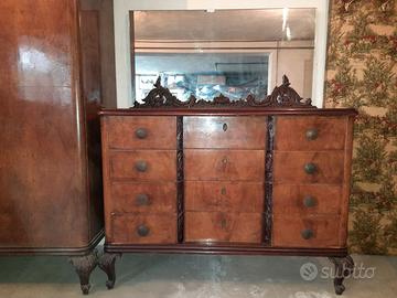 Comò cassettiera stile Chippendale