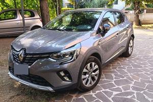RENAULT CAPTUR 04/2021