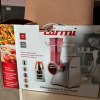 Affettaverdure e grattuggia elettrico