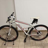 Bici MTB  tg 19 ruota 29”