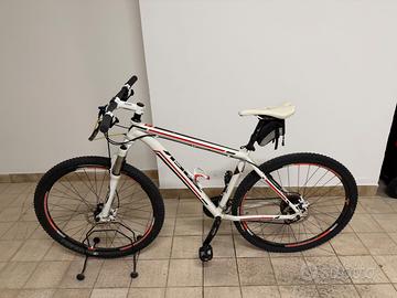Bici MTB  tg 19 ruota 29”