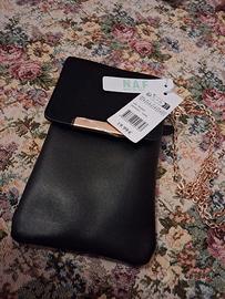 borsetta nera. porta cellulare NAF NAF