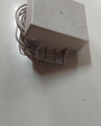 Antenna Omnidirezionale Array ad Alto Guadagno