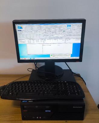 PC Lenovo con Monitor 19 mouse e tastiera win