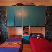 Completo armadio a ponte e letti singoli