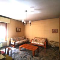 Trilocale di 100 mq con box e solaio