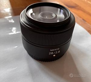 Nikon Obiettivo grandangolare Z 28mm f2.8.