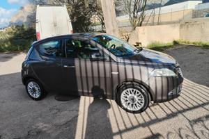 Lancia ypsilon 1.3 multijet 95 cv