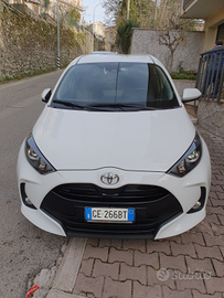 Totota Yaris Benzina Active 2021 Nuovissima,970 km