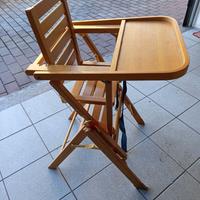 Seggiolone per bambini in legno