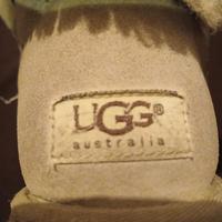 UGG AUSTRALIA num.41