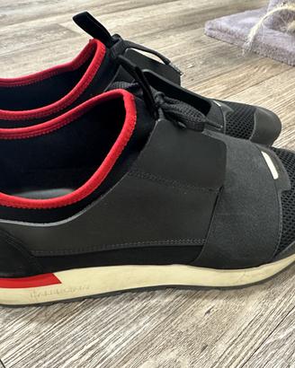 Balenciaga Race Runner Rosse e nere