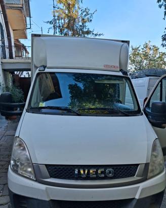 furgone DAILY  IVECO