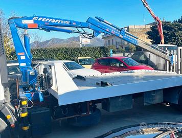 Iveco 100e21 pianale e gru' carroattrezzi