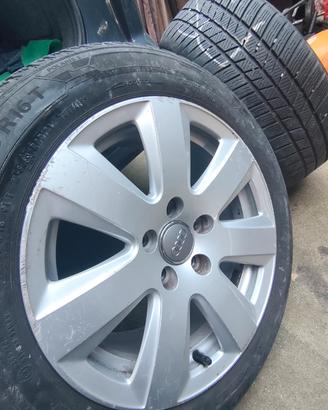 Cerchi originali 16" Audi A3 e gomme invernali 70%