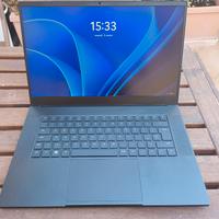 Razer Blade 15 Advanced - RTX 2080 / 2019