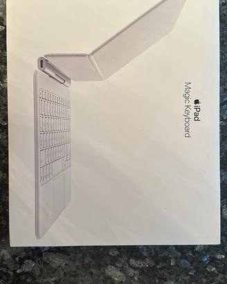 Tastiera magic keyboard per iPad 11