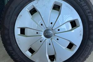 Cerchi Ferro Audi con Gomme nuove Michelin