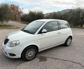 LANCIA Ypsilon 1.3Mjt platino 75 5Posti 10-2010