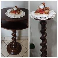 Colonna e tavolino in legno 