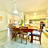 Villa immersa nel verde