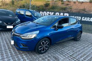 Renault Clio dCi 8V 90 CV 5 porte Moschino Intens-