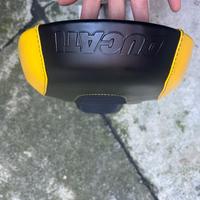 Sella scrambler ducati