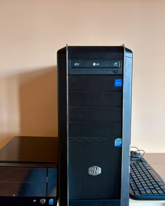 Lotto 2 PC Desktop Cooler Master Core 2 Tastieera