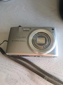 Macchina fotografica Casio EX Z300