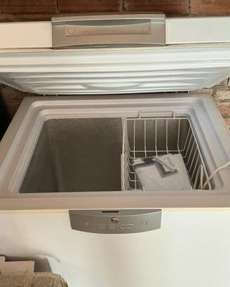 Freezer a pozzetto BEKO