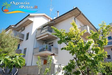 Appart.trilo m.150/mare SAN BENEDETTO DEL TRONTO