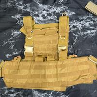 Corpetto tattico militare colore tan