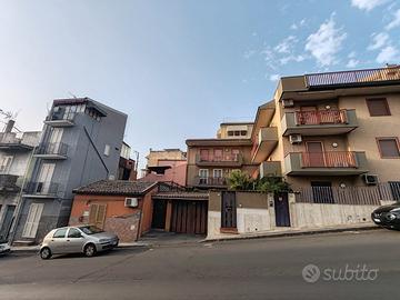 Rifinito appartamento a Paternò con garage