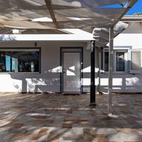 Villa di pregio su 3 livelli con vista 360° sul Go