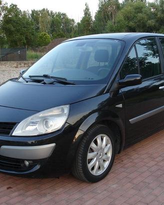 RENAULT Scenic 1.5 dCi/105CV Dynamique
