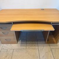 Scrivania legno con porta pc