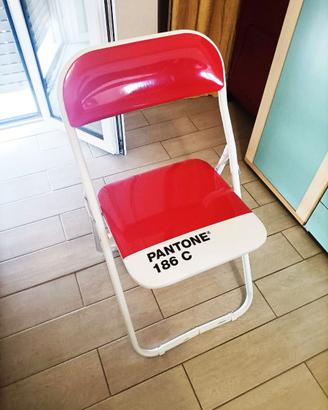 LUCIE Sedia Pantone 186C - Cattolica | Romagna