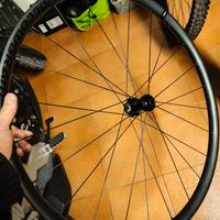 cerchi hollowgram carbon 22 gravel