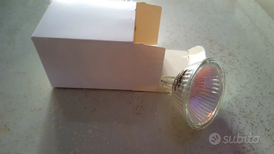 Faretti OSRAM per la casa attacco Mr16