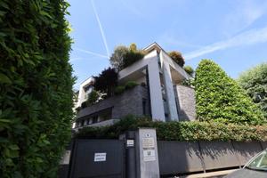 Appartamento di 120 m² con 3 locali e box auto dop