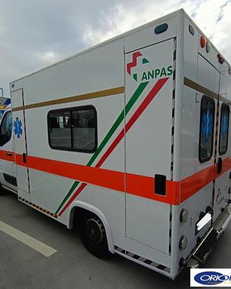RENAULT MASTER AMBULANZA CELLULA (4397)