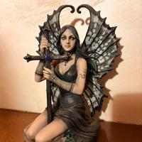 Anne Stokes Fata