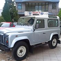 LAND ROVER - Defender - 110 2.4 TD4 Hard Top SE
