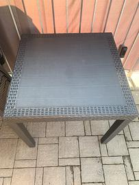 TAVOLO E 4 SEDIE DA ESTERNO
