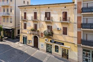 4 LOCALI A ORTONA