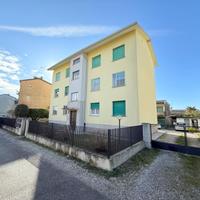 APPARTAMENTO BICAMERE CON TERRAZZO E GIARDINO