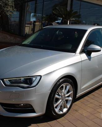 Audi A3 SPB 1.6 tdi 105cv c.aut. s-tronic
