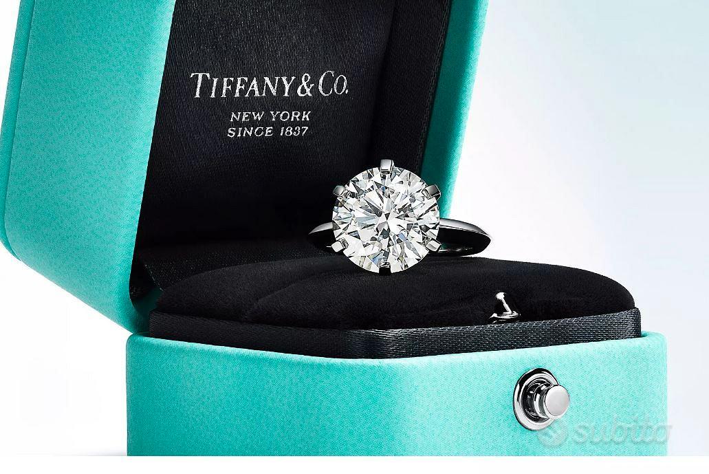 Tiffany setting hot sale platino prezzo